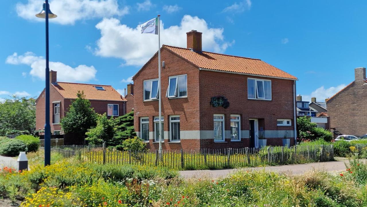 Bed And Breakfast Het Bureau Texel Де Коох Екстериор снимка